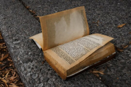 Abbandonare un libro